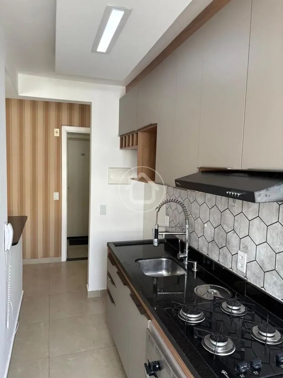 APARTAMENTO 2 DORMITÓRIOS NO CIUDAD DE VIGO - Foto 4