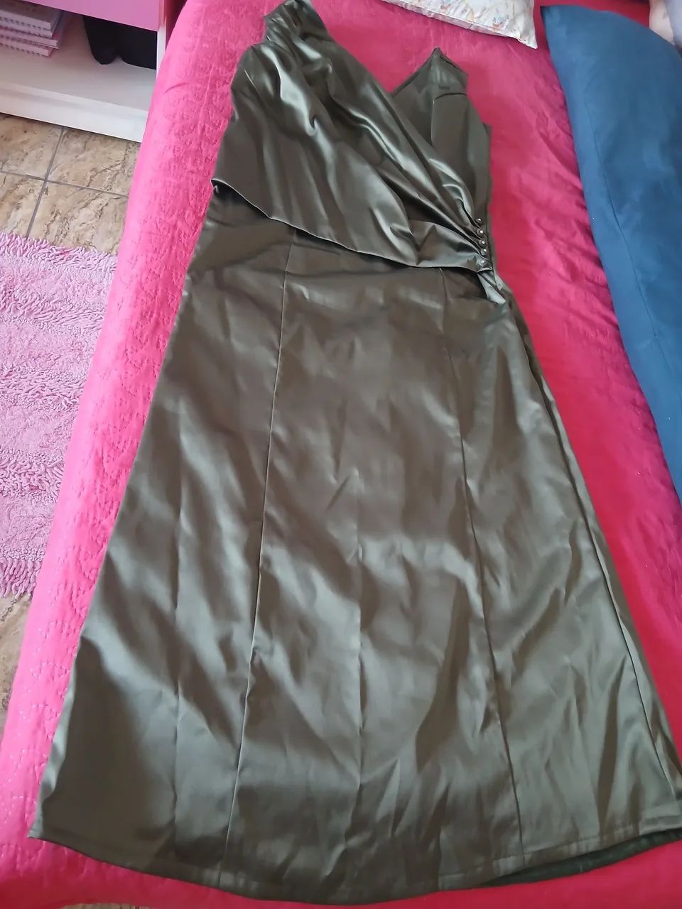 Lindo vestido  Social , cor verde . - Foto 3
