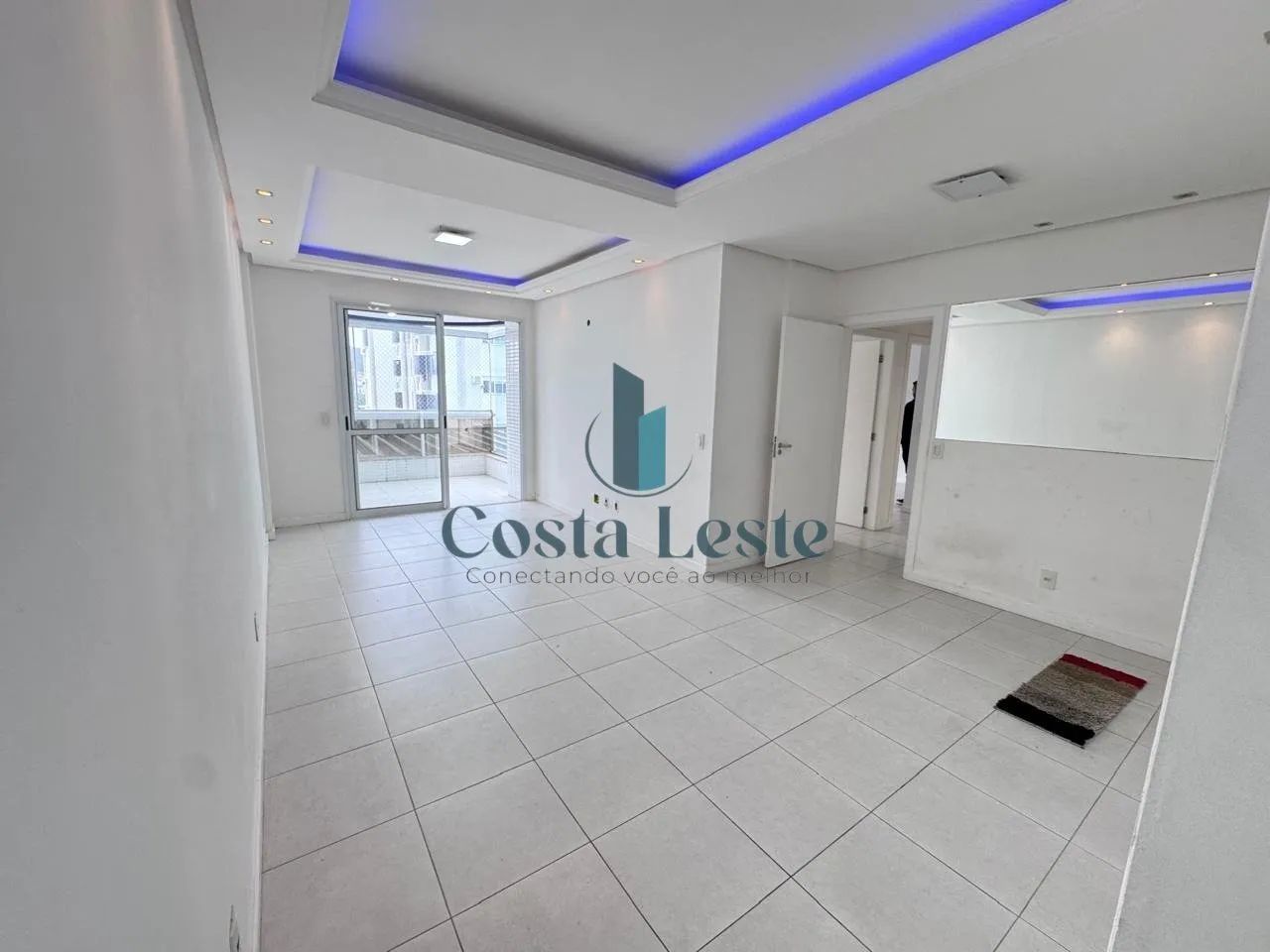 Amplo apartamento de 3 dormitórios - Foto 3