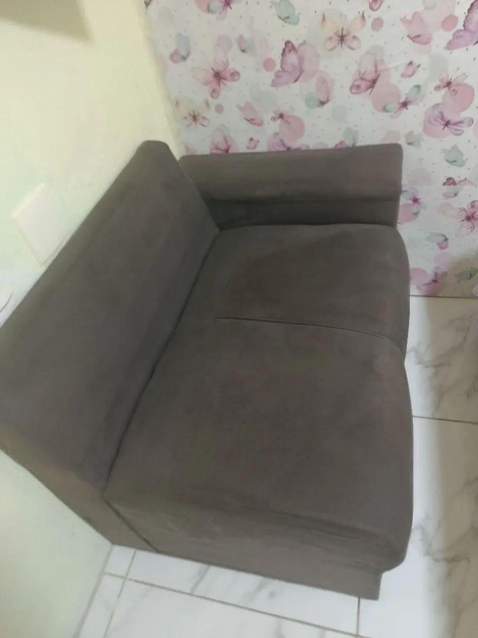 Vendo sofá dois lugares 