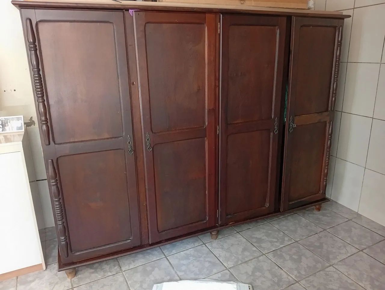 Guarda roupa antigo  - Foto 2