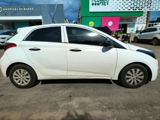 Hyundai HB20 Unique 1.0 Flex 12V Mec. 2019 - Foto 2