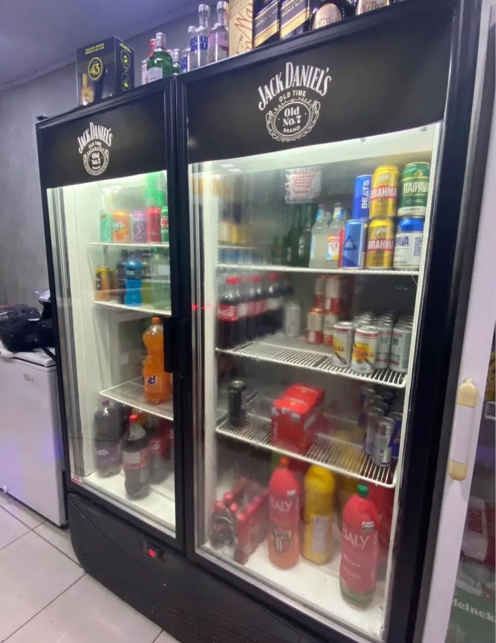 Geladeira expositora 2 portas 