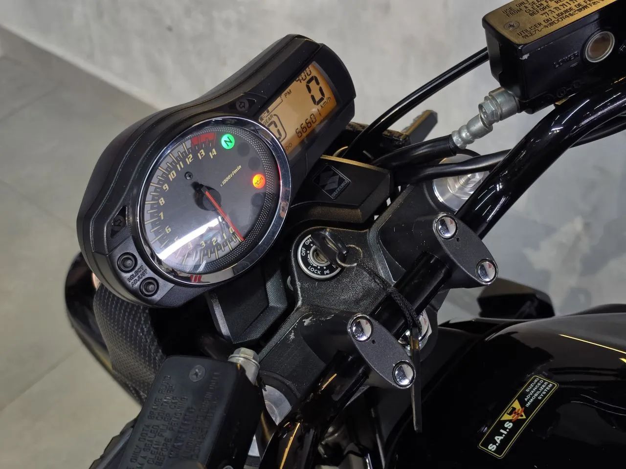 SUZUKI Bandit 650 N - 2011 - Foto 5