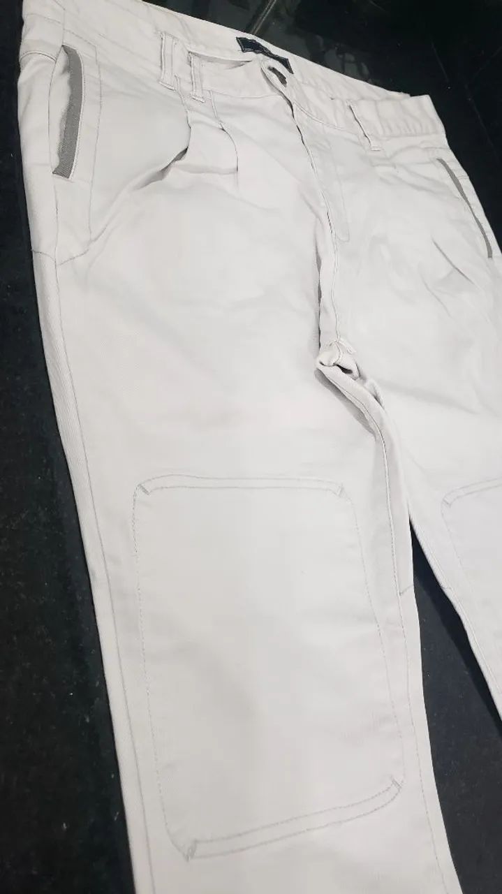 Calça da Marca Zara - Tamanho 42