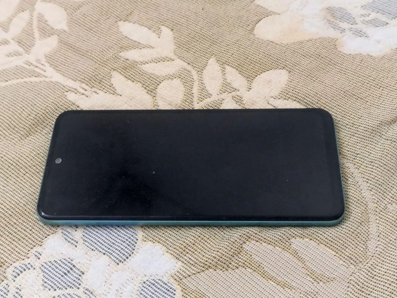 Vendo ou troco. Celular  - Foto 2