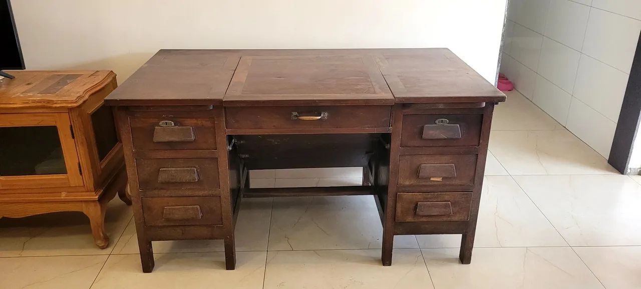 Mesa escrivaninha antiga (1950)