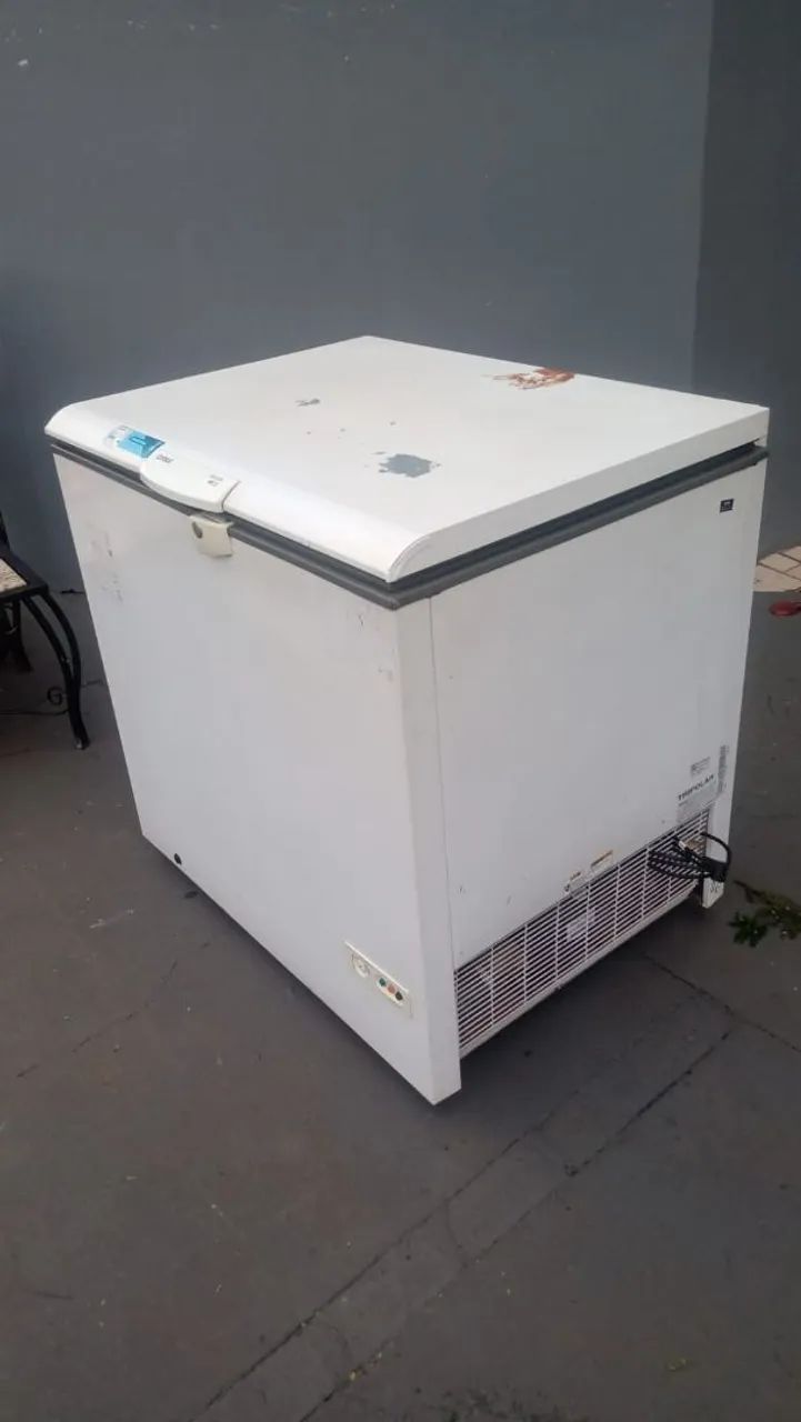 Frizer horizontal 320 litros gaz e motor original  - Foto 3