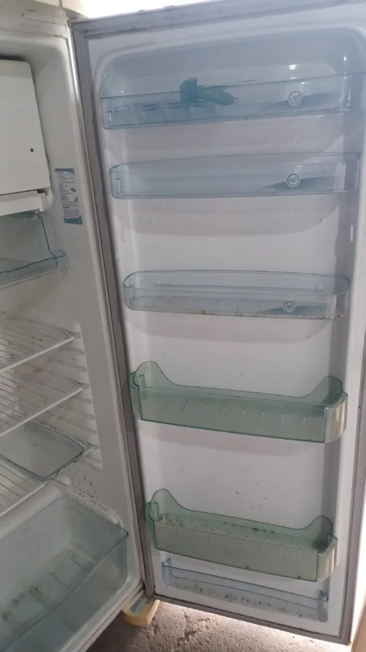 Geladeira electrolux, branca, de 1 porta. - Foto 3