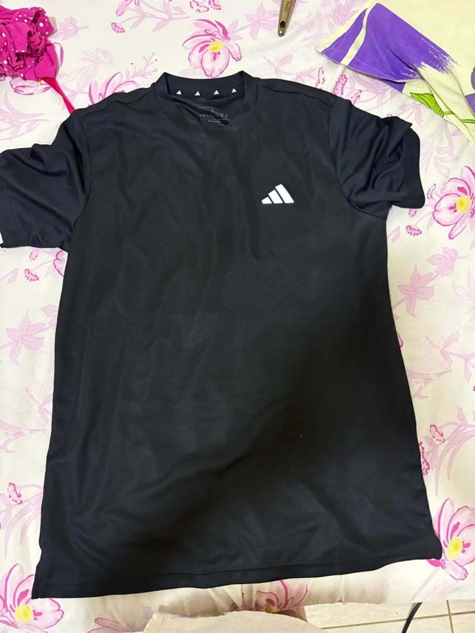 CAMISETA ADIDAS E SHORT - Foto 2