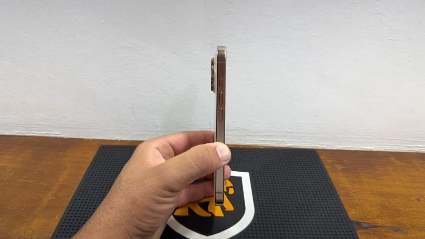 iPhone 16 PRO (256GB) SEMINOVO! - Foto 3