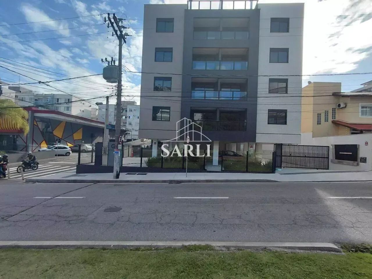 Cobertura, com 3 dormitórios, sendo 1 suítes, de 134 m² Coqueiros - Florianópolis - Foto 2