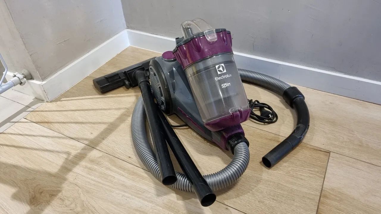 Aspirador Electrolux - usado - Foto 4