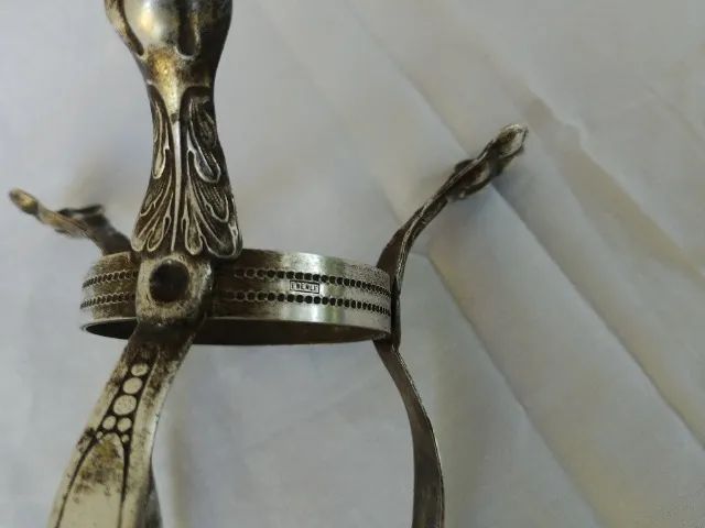 Antigo Suporte Tripé de Cuia de Chimarrão Eberle Alpaca e Prata - Foto 4