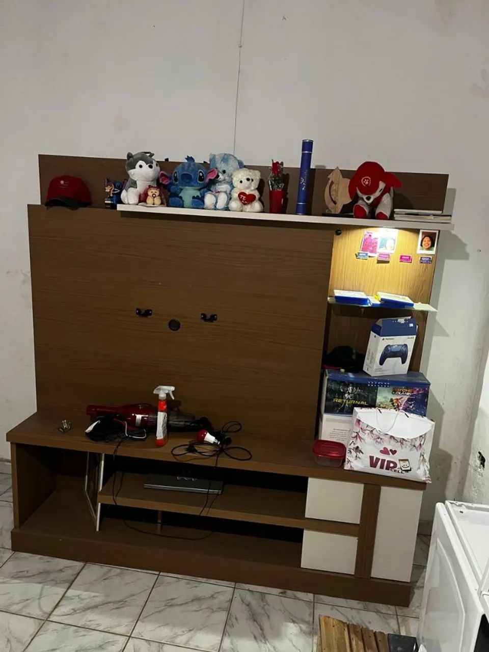 VENDO RAQUE COM SUPORTE PARA TV ATÉ 55 POLEGADAS  - Foto 2