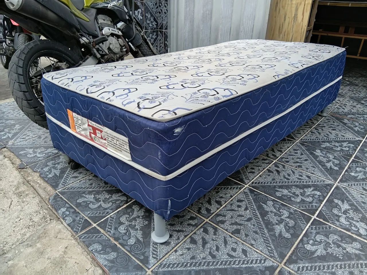 Cama solteiro seminova  - Foto 3
