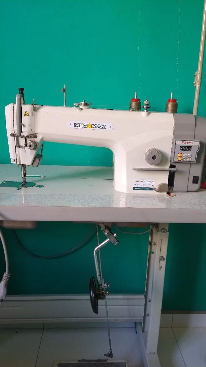 Máquina de costura industrial - Foto 2