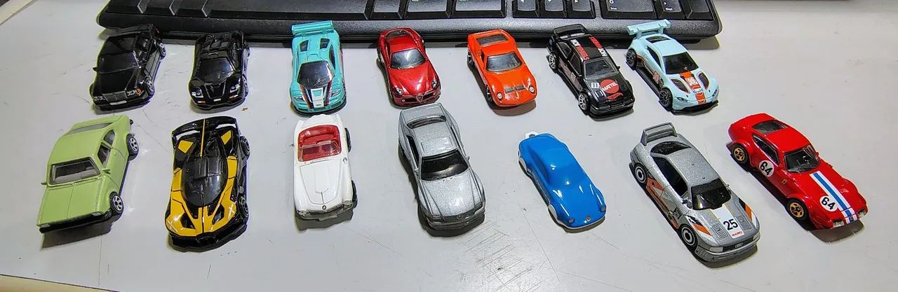 Coleção de Hot Wheels  - Foto 4