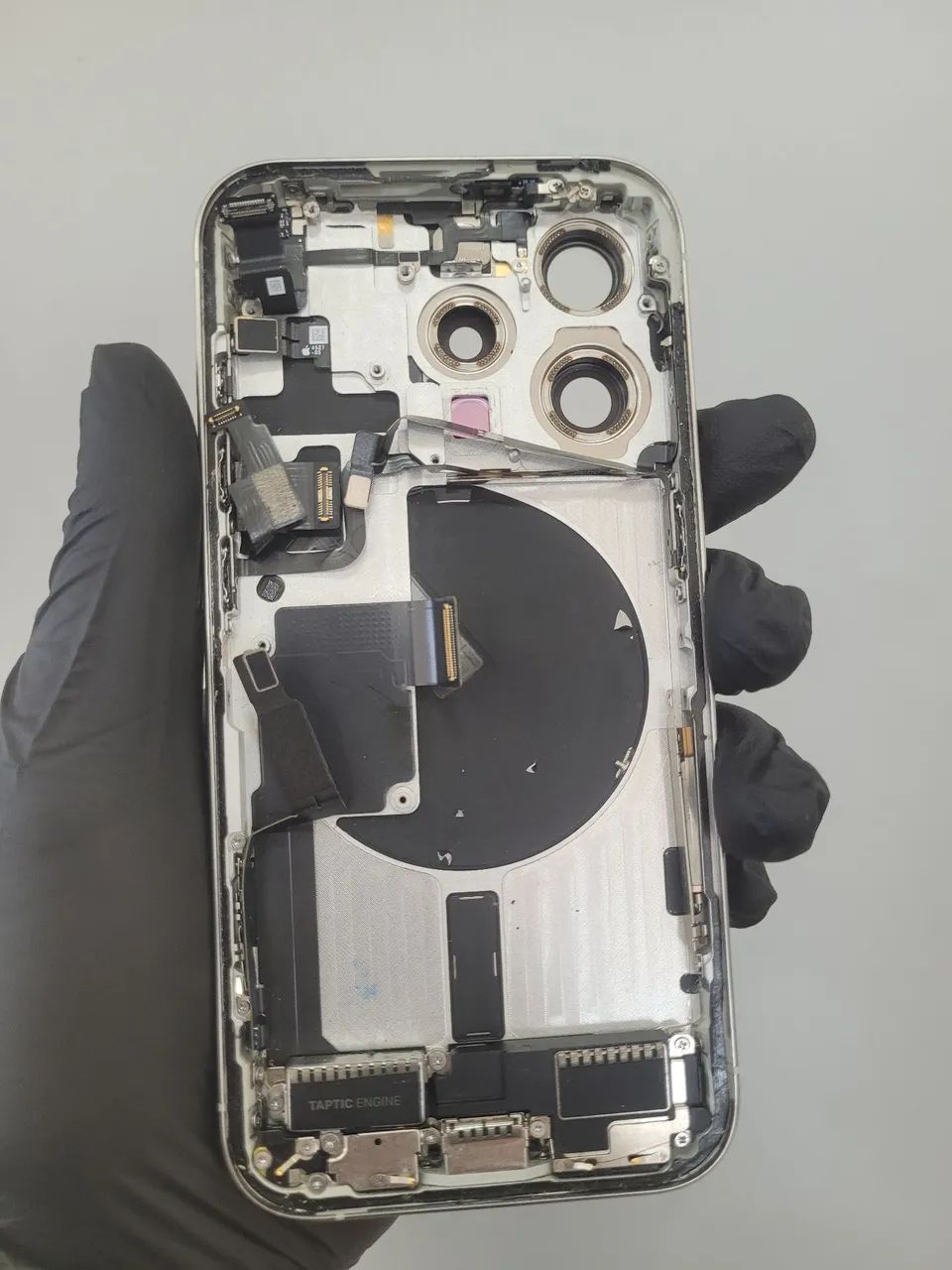 Carcaça Original iPhone 15 Pro Branco Completa Usada Sem Chip