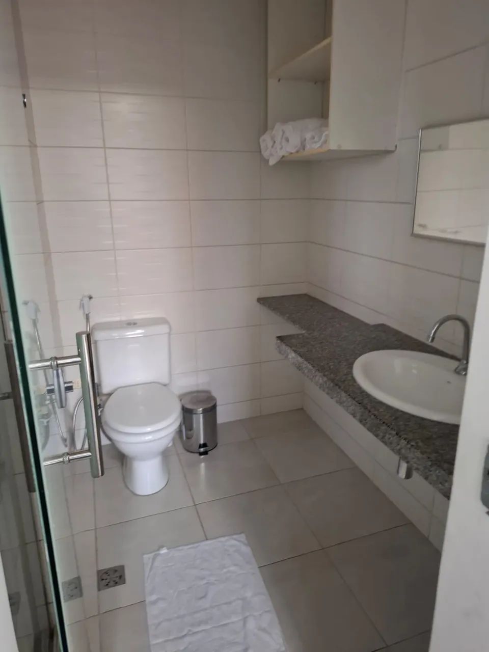 Alugo apartamento mobiliado 