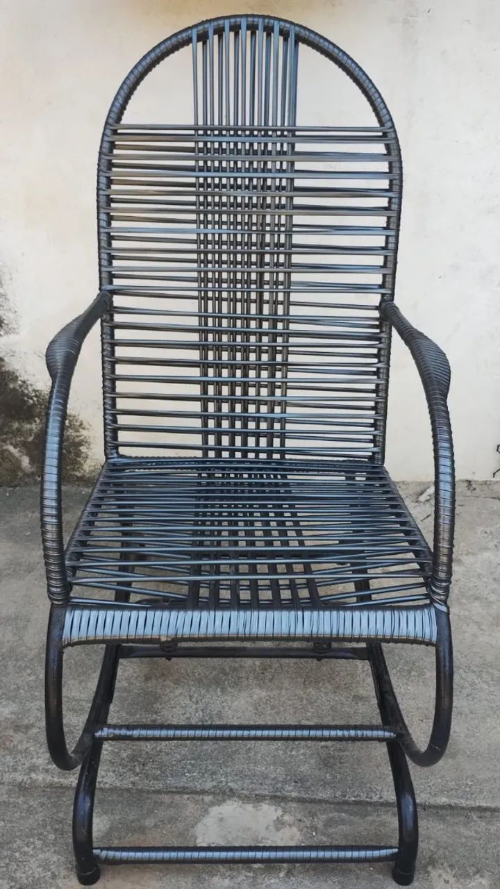 Cadeira de balanço nova