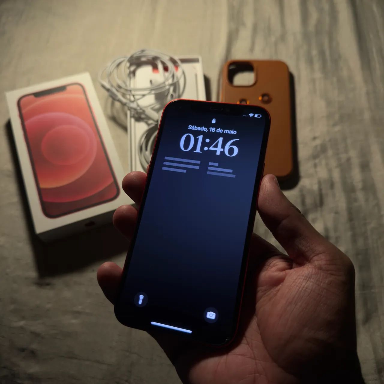 iPhone 12 64GB Red - Excelente estado. - Celulares e Smartphones