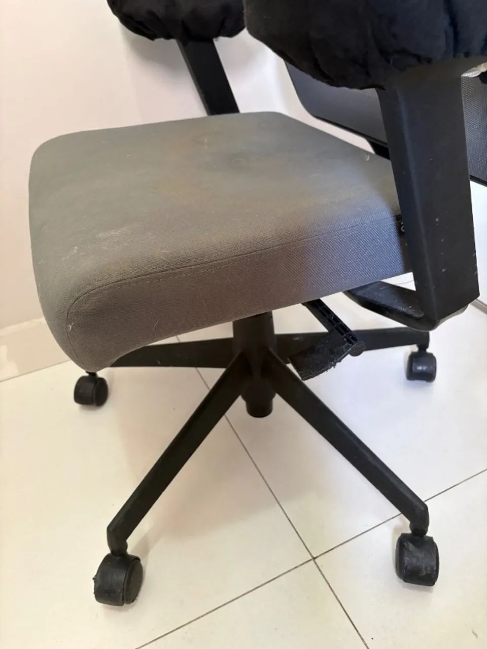 Venda - cadeira ergonômica Flexform - com apoio lombar - Foto 2