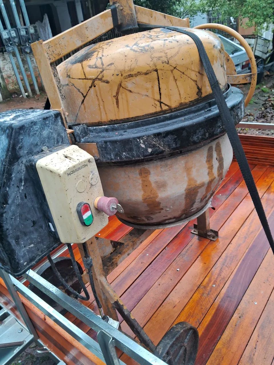 Betoneira 150 litros usada  - Foto 4