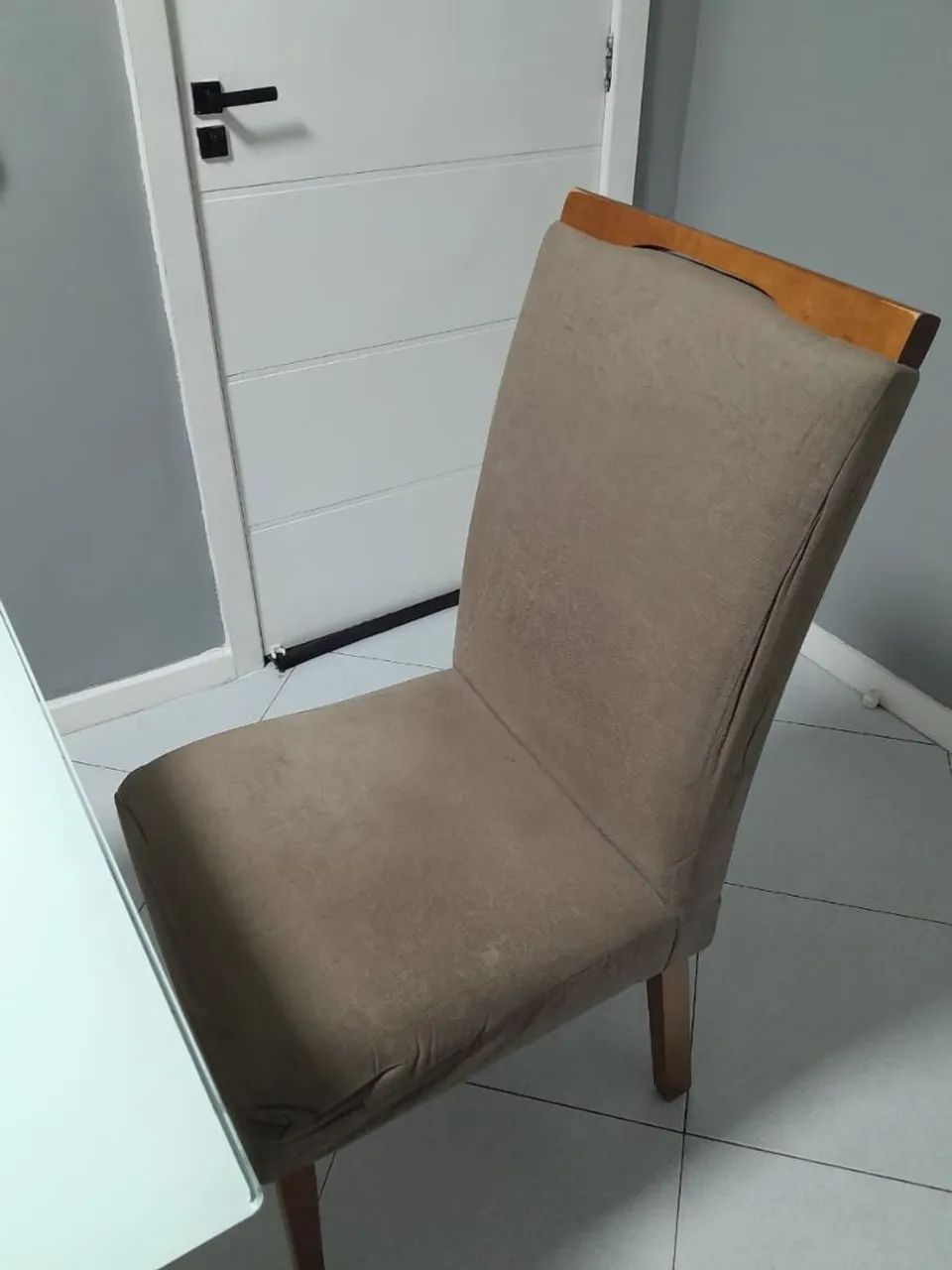Mesa de jantar com 6 cadeiras - Foto 3
