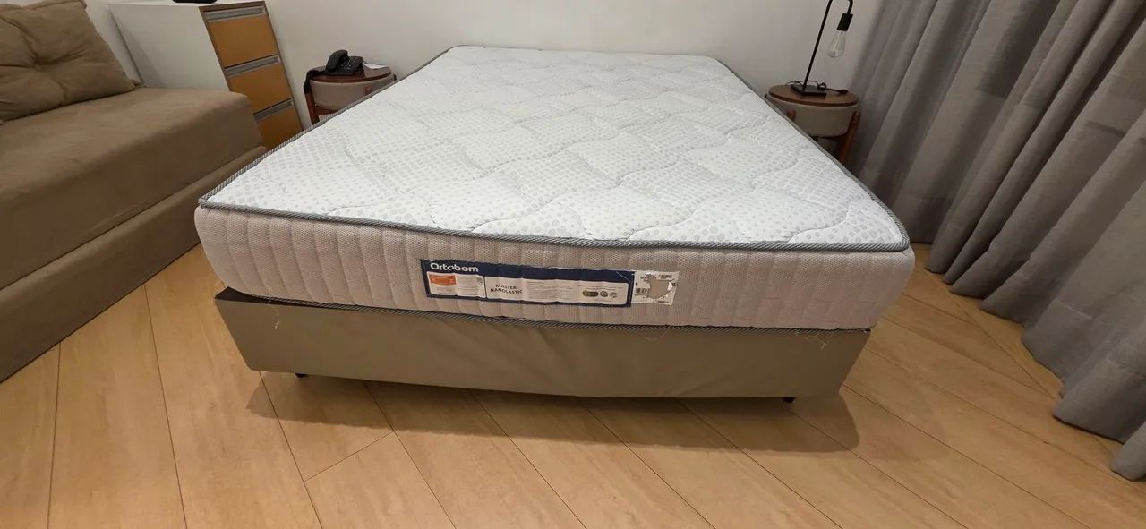Cama box casal com colchão Ortobom