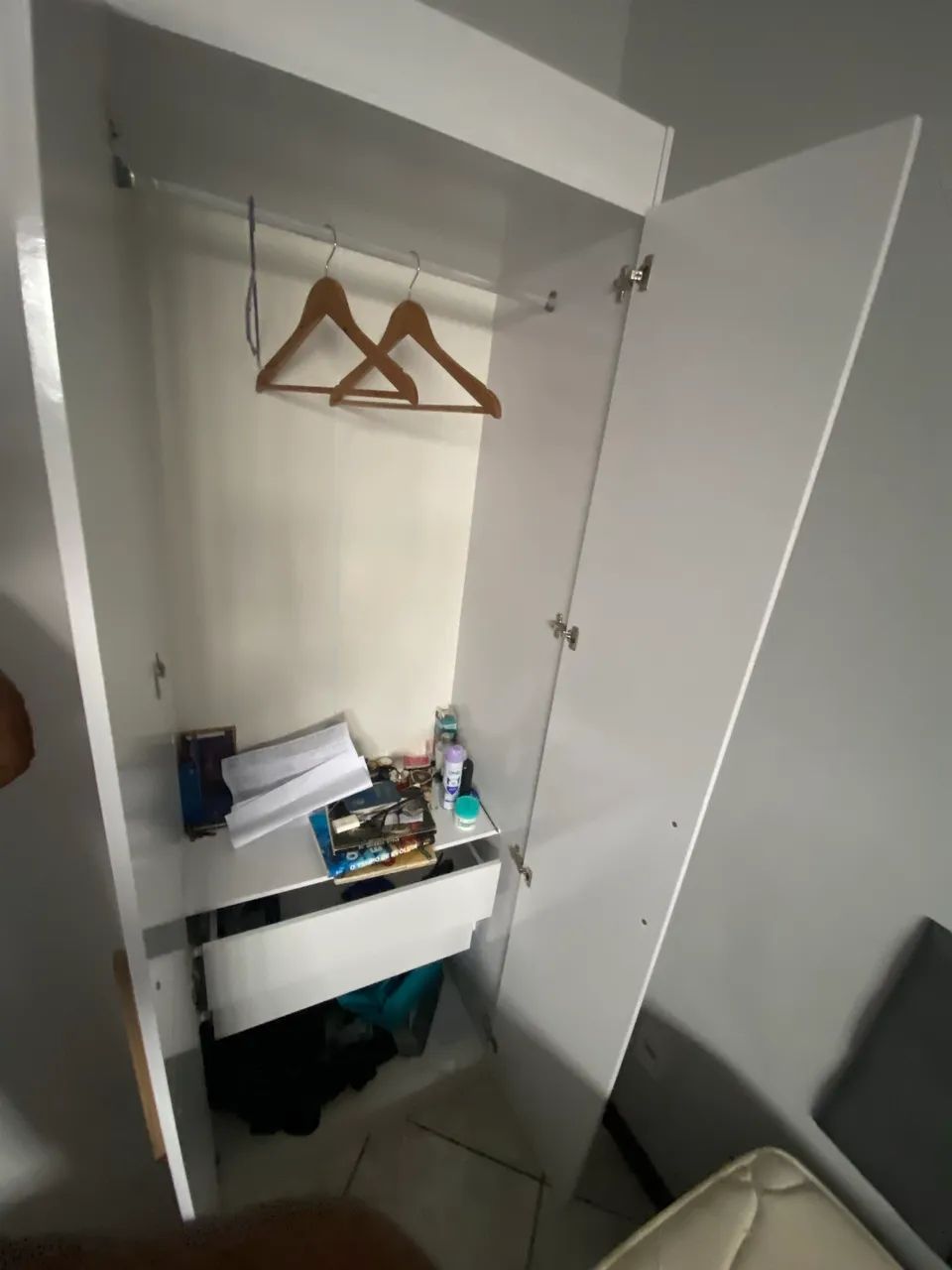 Guarda roupa 4 portas 