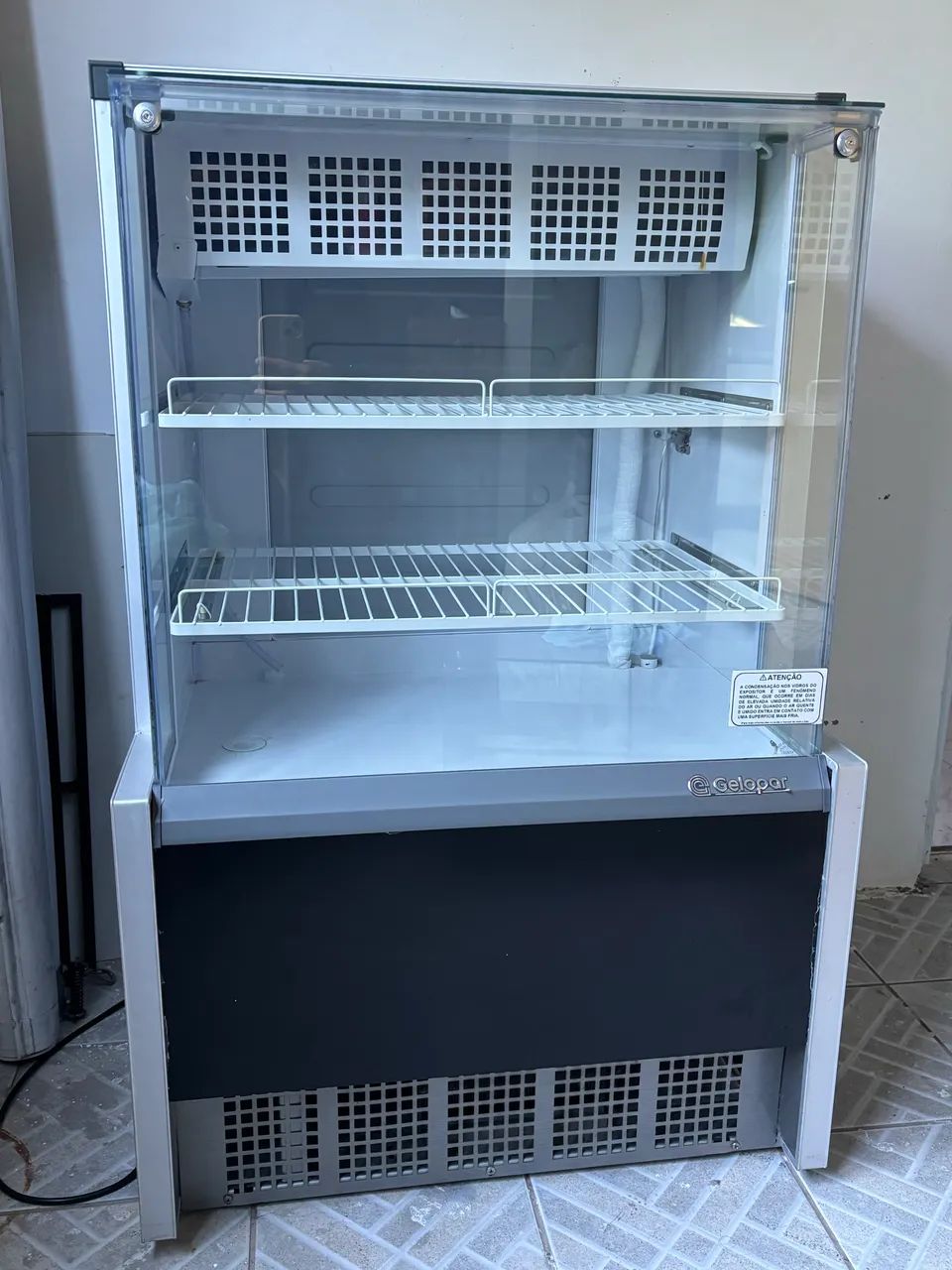 Balcão Vitrine Refrigerado GELOPAR 220v - Foto 3