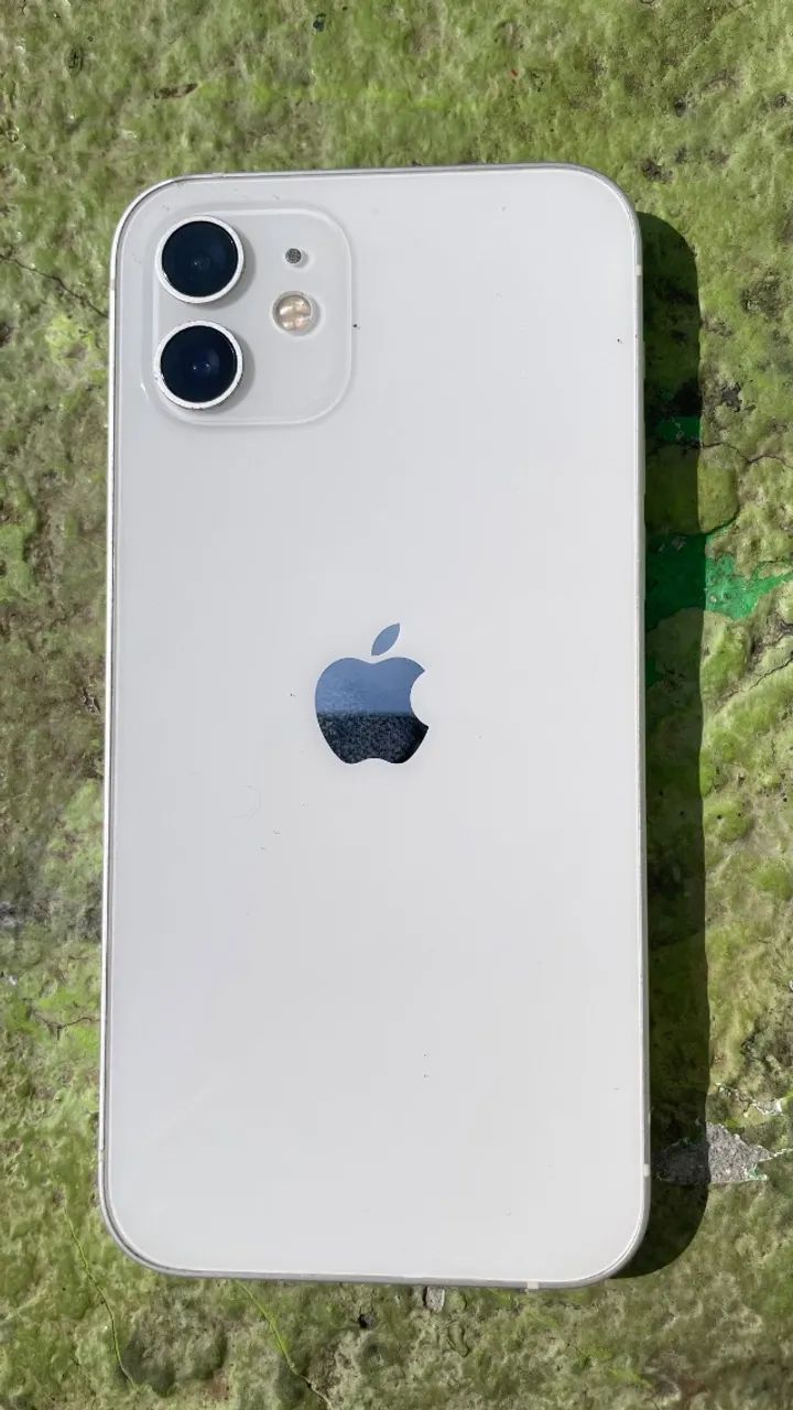 iPhone 12 (86% saúde de bateria)