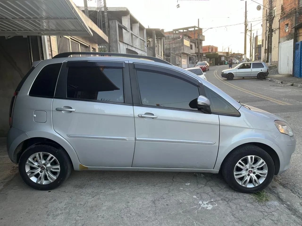 Fiat Idea Attractive 1.4 Fire Flex 8V 5P 2015
