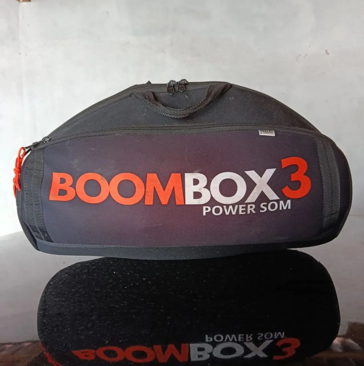 Vendo Boombox JBL 3 com a case..  - Foto 3