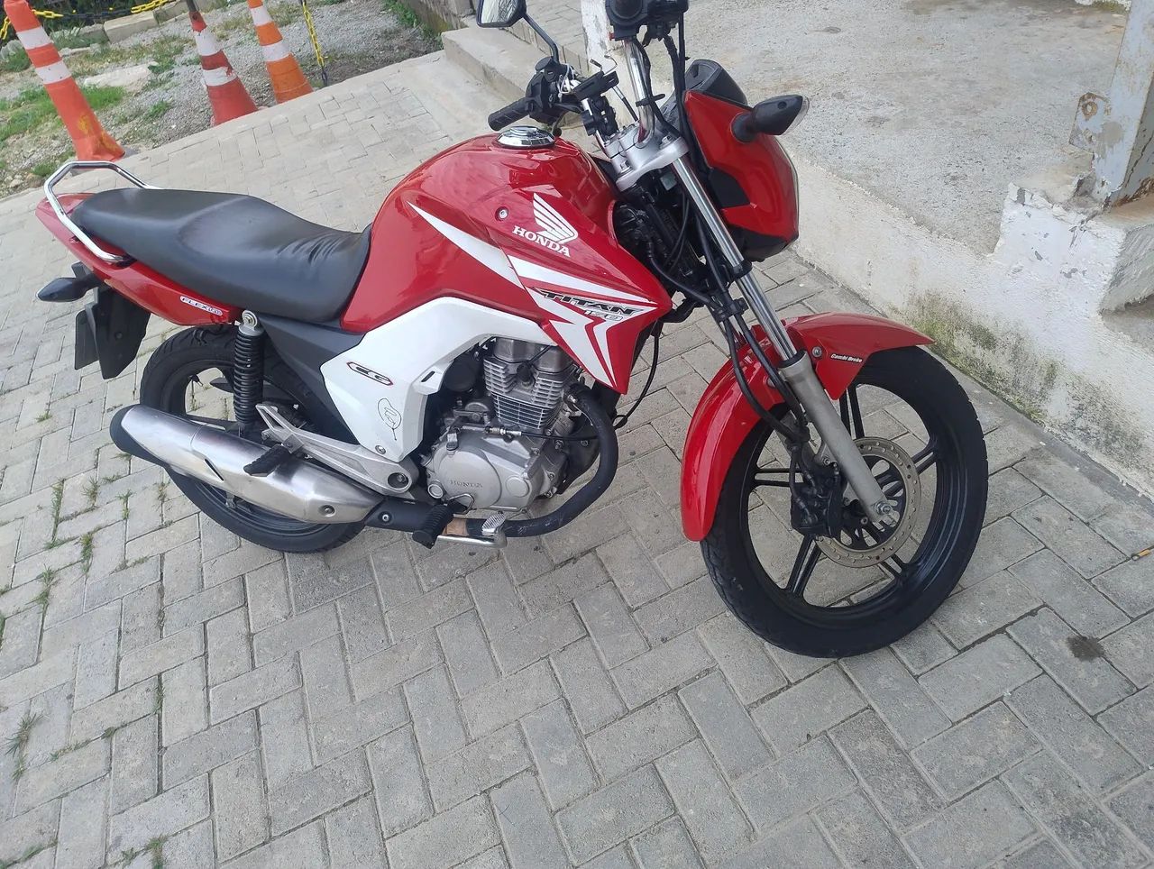 Titan 150  - Foto 5