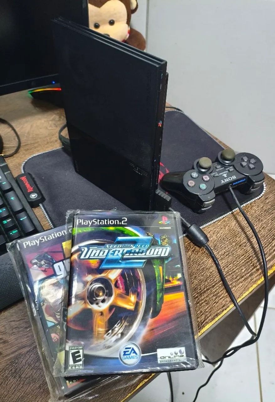 PS2 em bom estado com leitor perfeito.