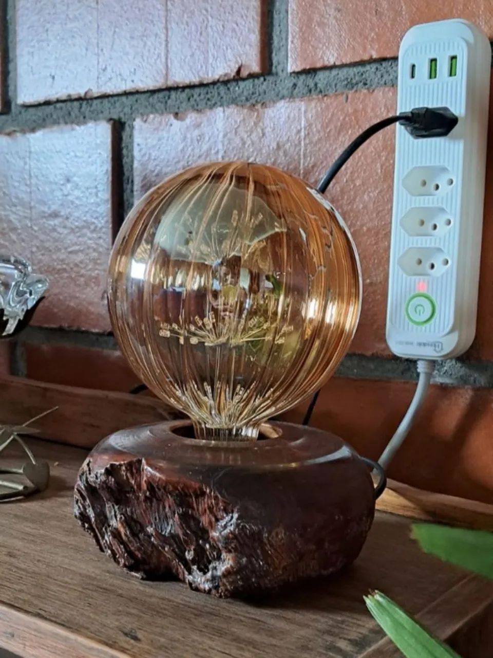 Luminária de mesa - Foto 2