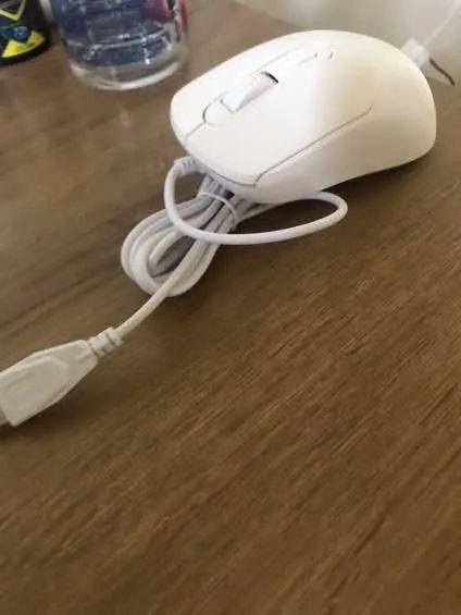 Mouse branco com fio, novo sem uso  - Foto 3