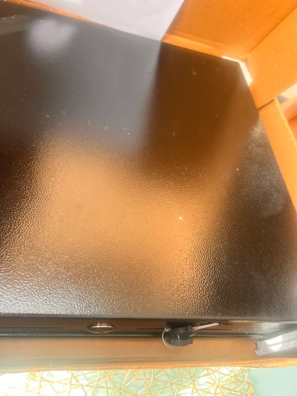 Gaveta porta dinheiro com chave