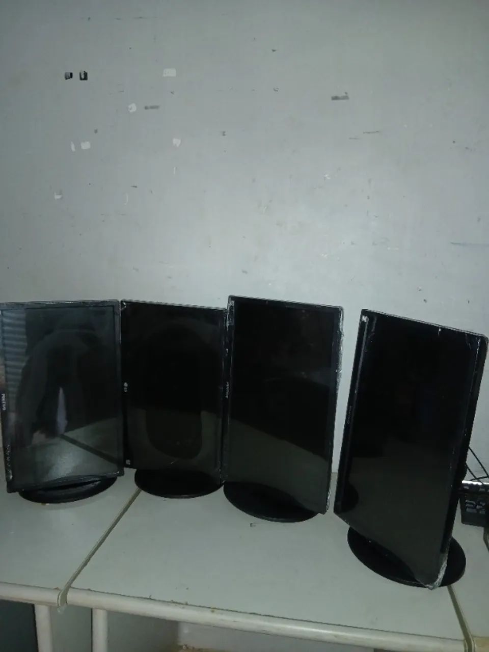 ? MONITOR 20 POLEGADAS - VGA + DVI - BASE GIRATÓRIA   - Foto 4