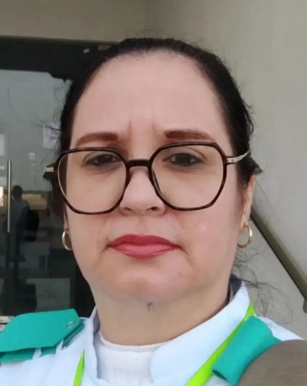 Cuidador de idoso/ Acompanhamento hospitalar - Foto 2