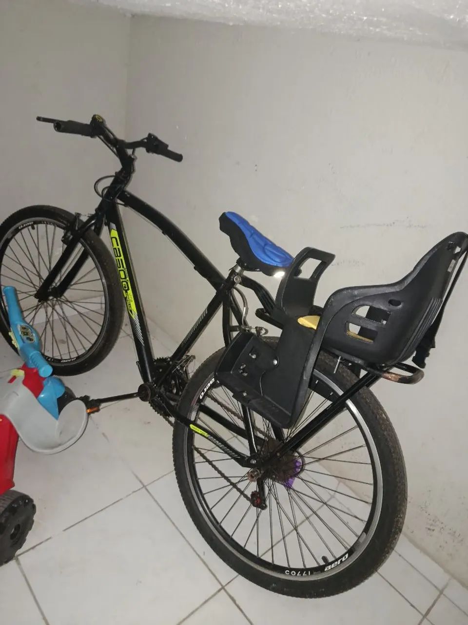Bicicleta de ótima qualidade, fazer retirada...