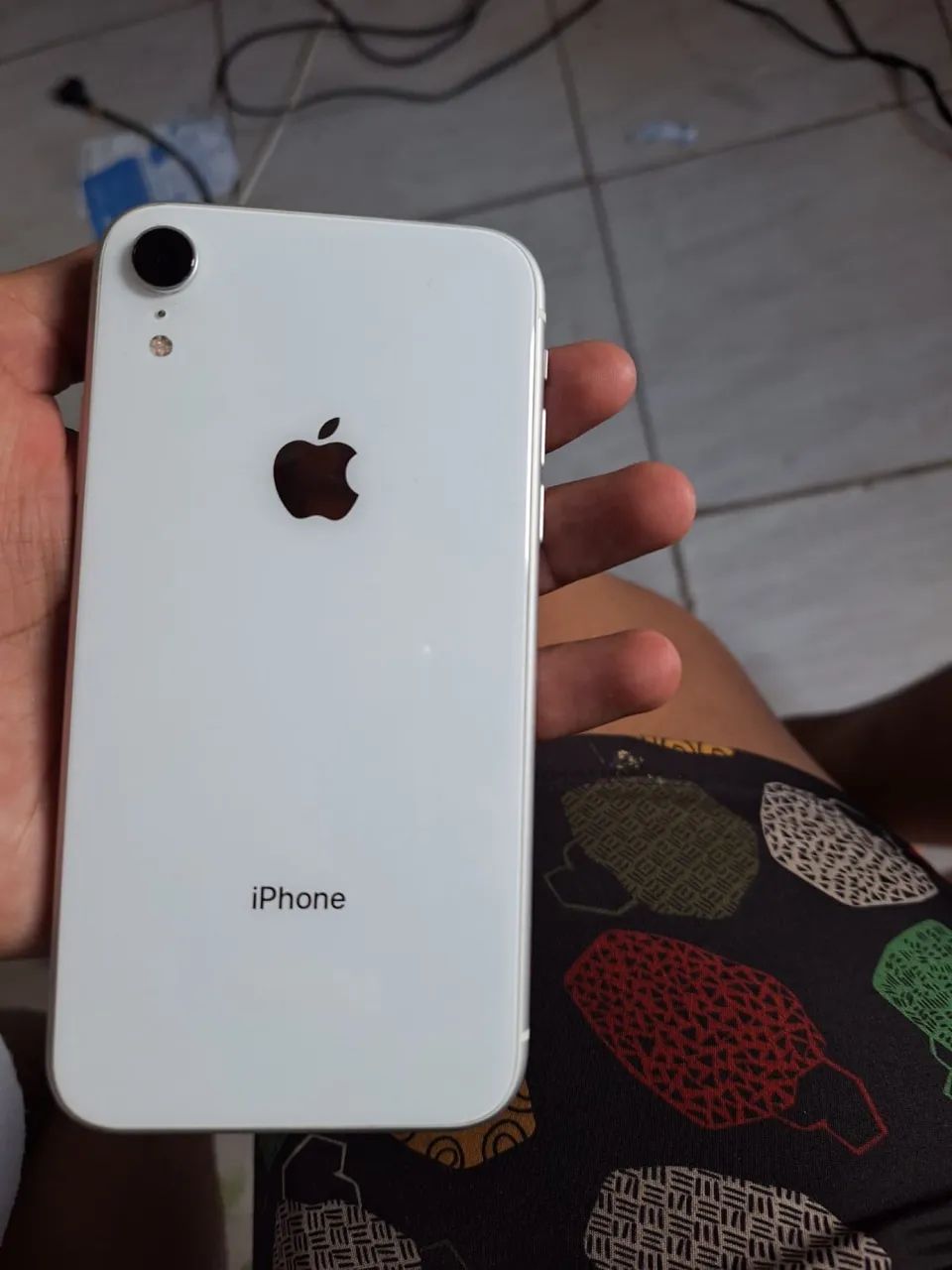 IPHONE XR BRANCO 128GB - Foto 2