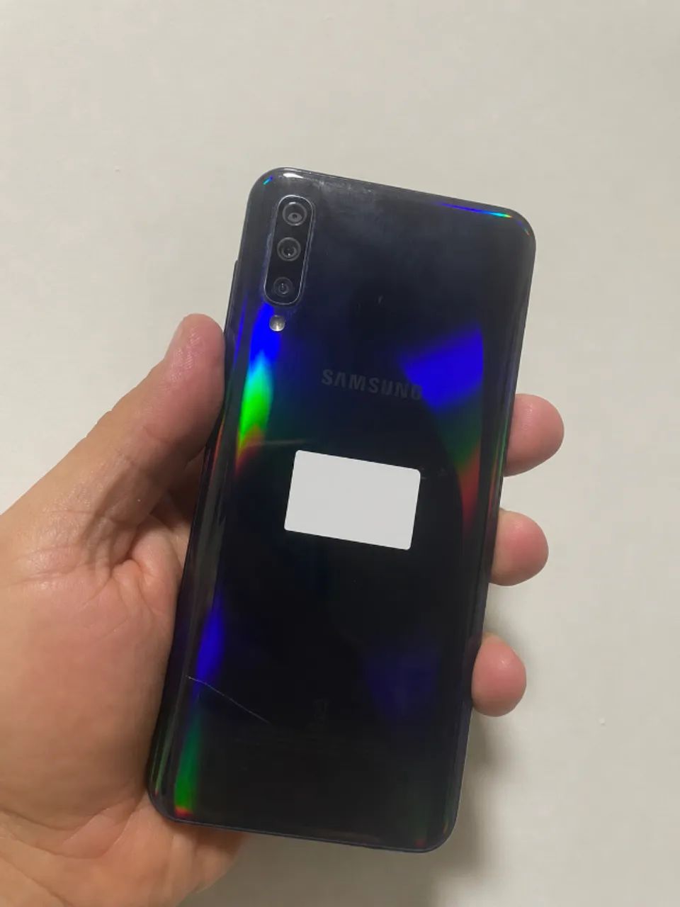 Celular Samsung A50 de 64GB - Foto 3