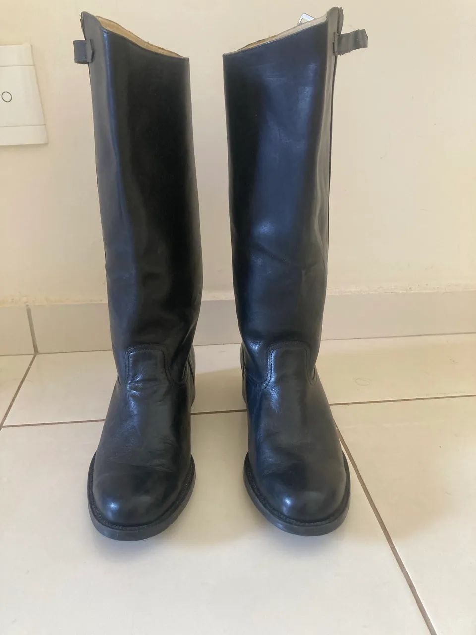Bota Couro nova - Foto 2