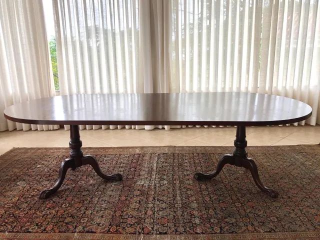 Mesa Antiga Importada EUA - Estilo Chppendale