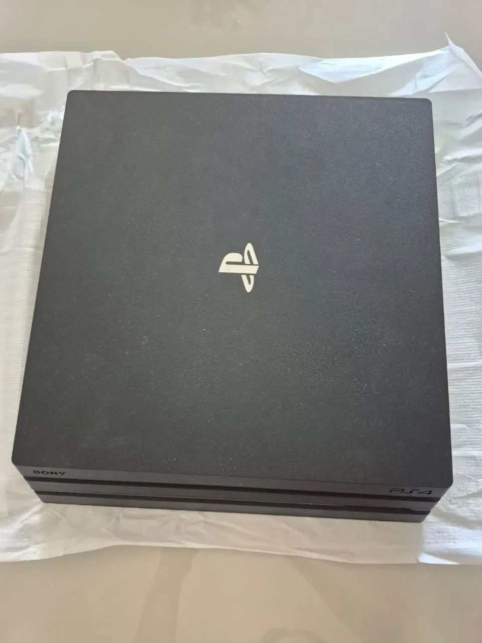 PS4 PRO 1 TB - Foto 5