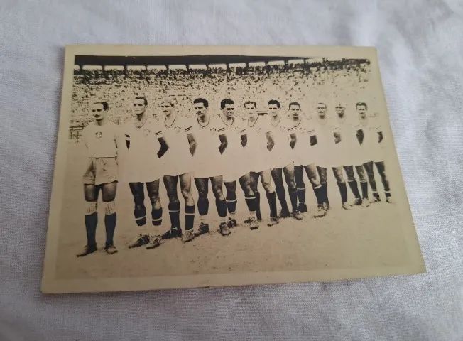 Foto do time do Fluminense super campeão carioca de 1946