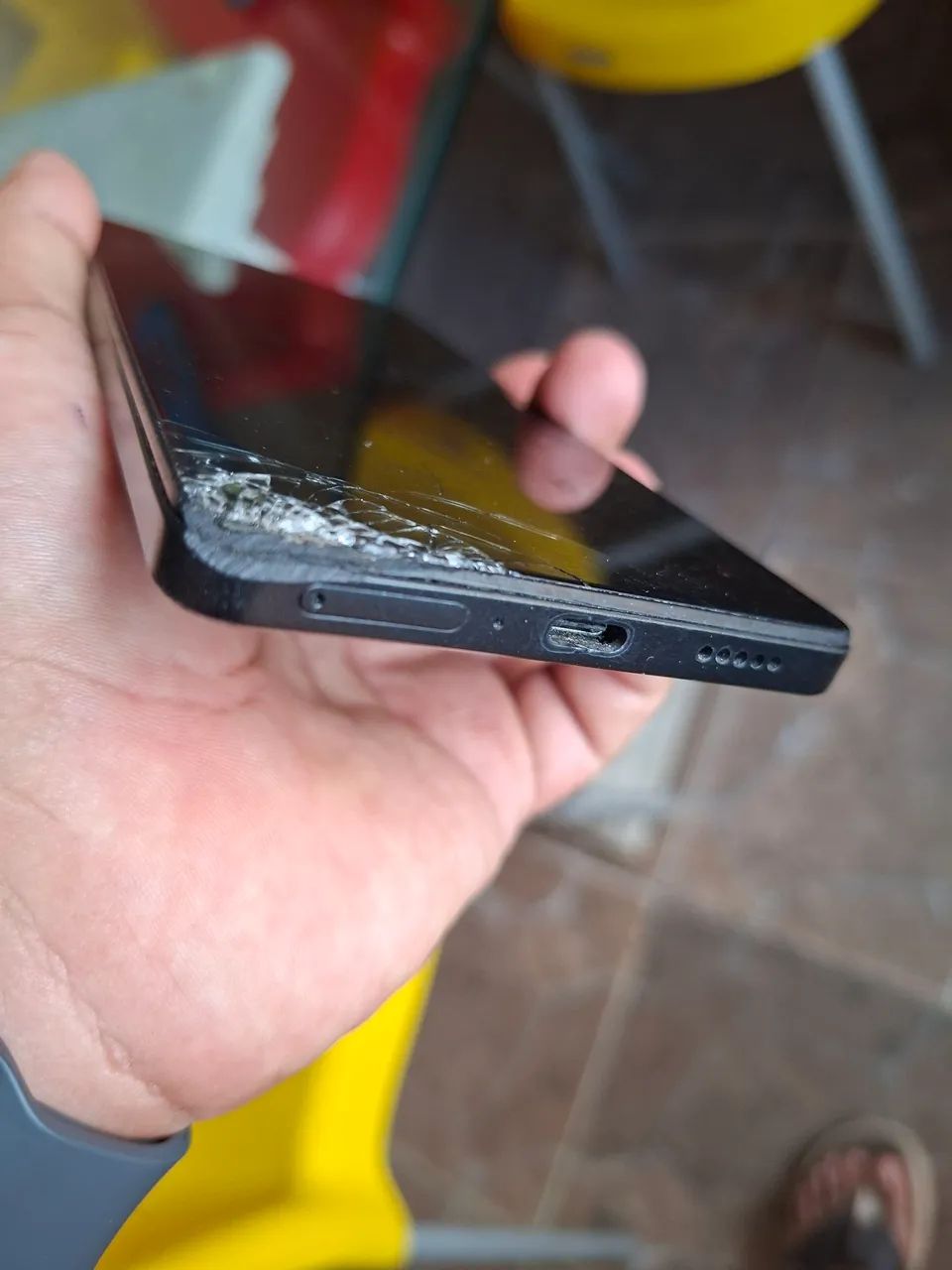 Poco x5 pro precisando trocar a tela e o aro - Foto 4